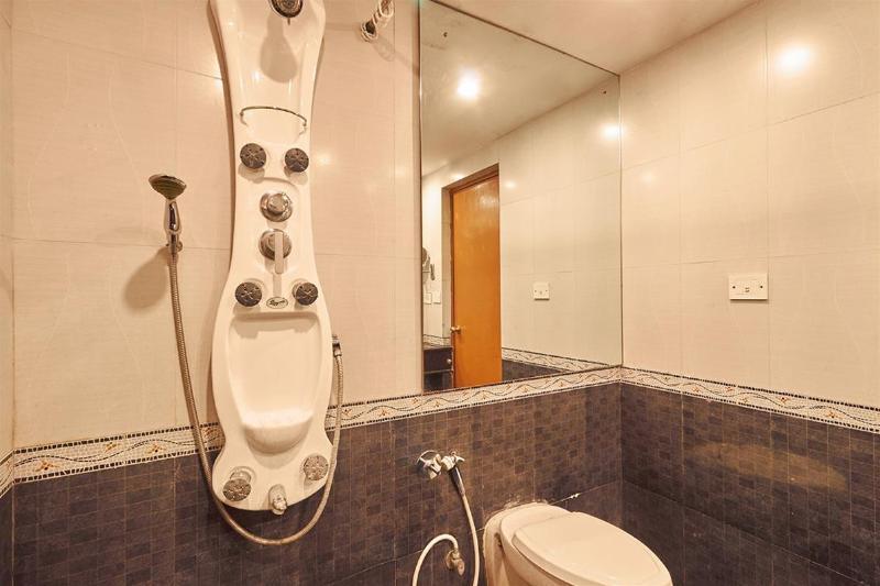 The Checkers Hotel Chennai Luaran gambar